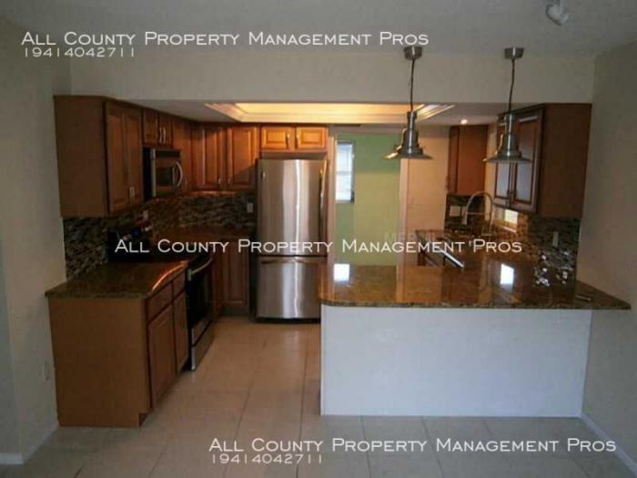 2673 Browning St - Photo 2 of 4