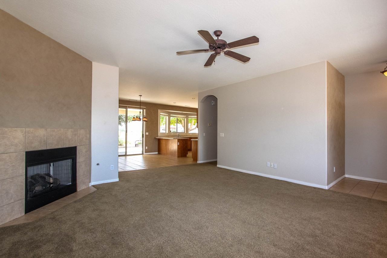 2490 Harrison Dr - Photo 3 of 24