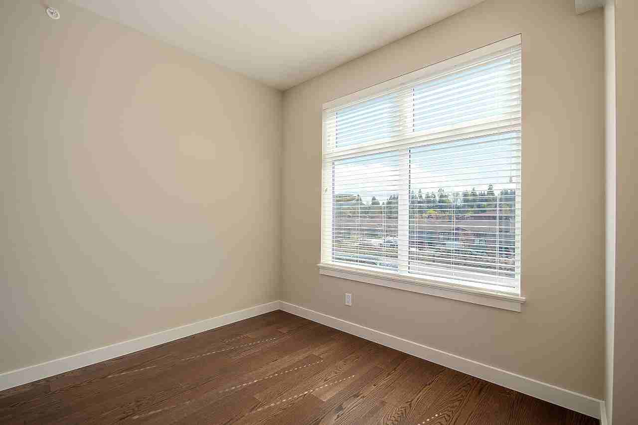 5011 Phase 3- Condo'S - Photo 3 of 20