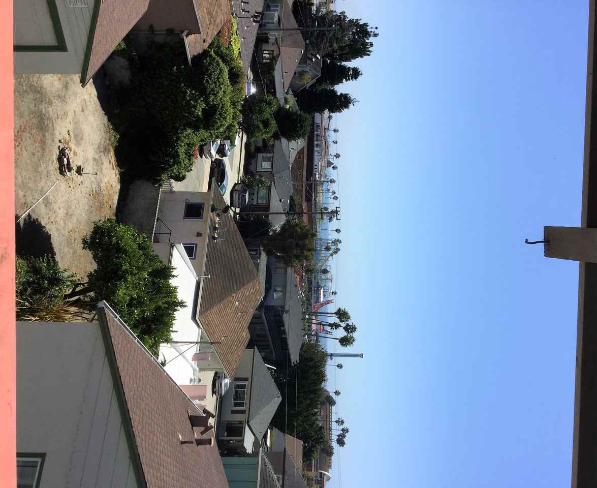 412 Cliff St - Photo 3 of 15