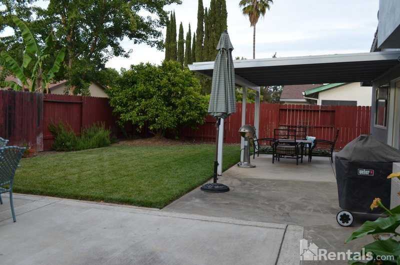 2848 Rascommon Way - Photo 2 of 10