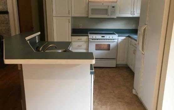 1009 S Adelaide - Photo 3 of 28