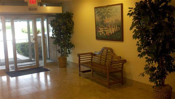 Cleveland House Condominium - Photo 2 of 6