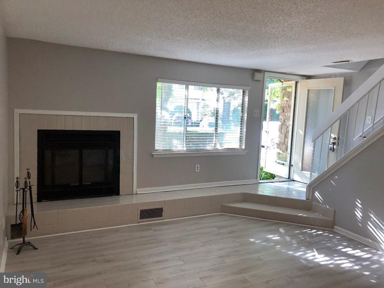 309 Headhouse Court - Photo 3 of 16