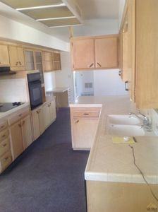 700 Cherry Hills Dr - Photo 2 of 5