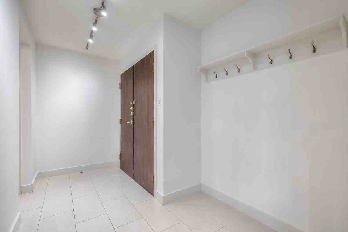 195 Saint Patrick Street #702 - Photo 2 of 21