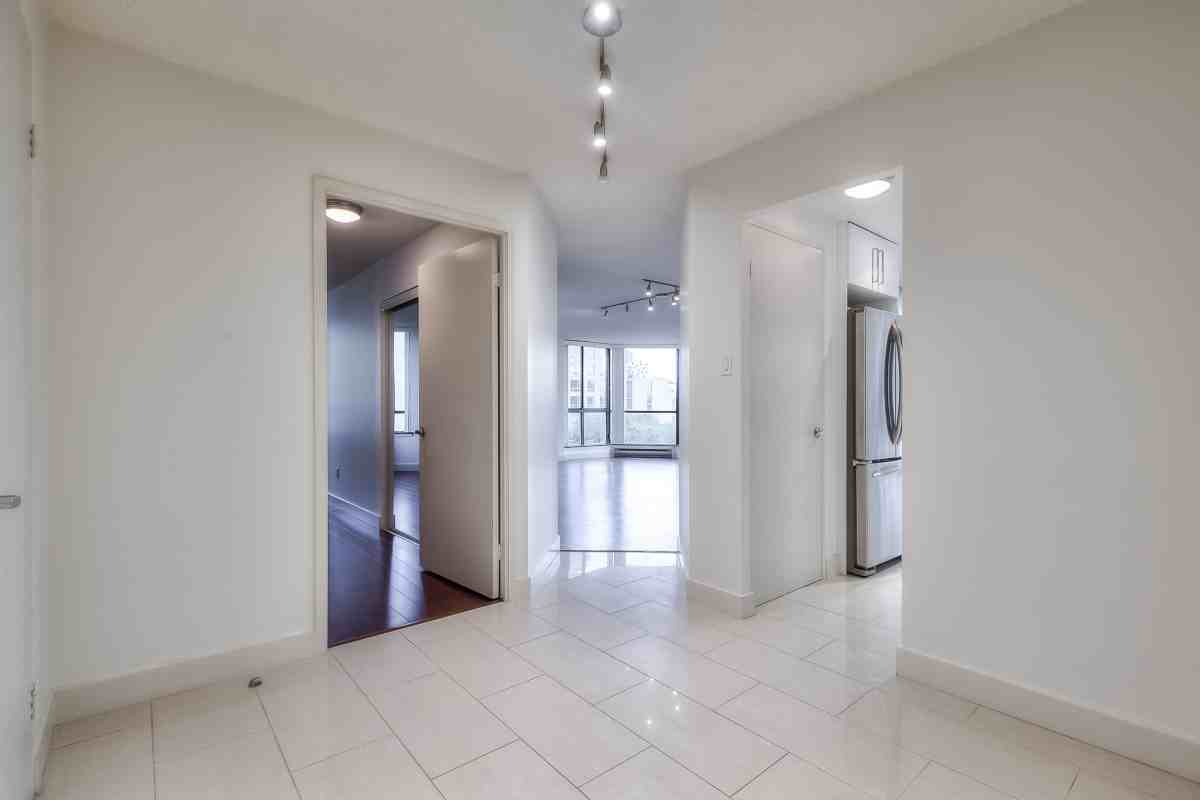 195 Saint Patrick Street #702 - Photo 3 of 21