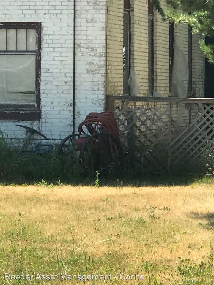 55 West 200 South - Photo 3 of 4