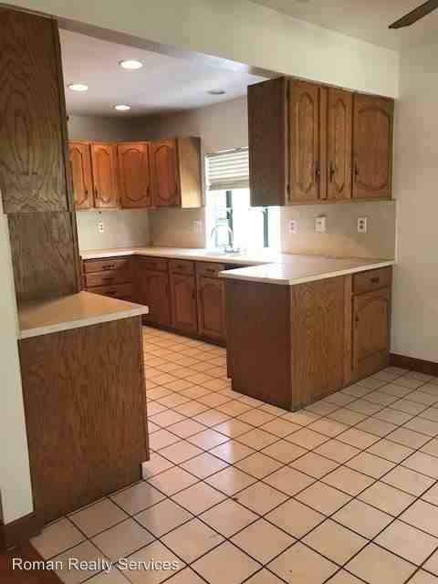 1877 Buckeye Court - Photo 3 of 13