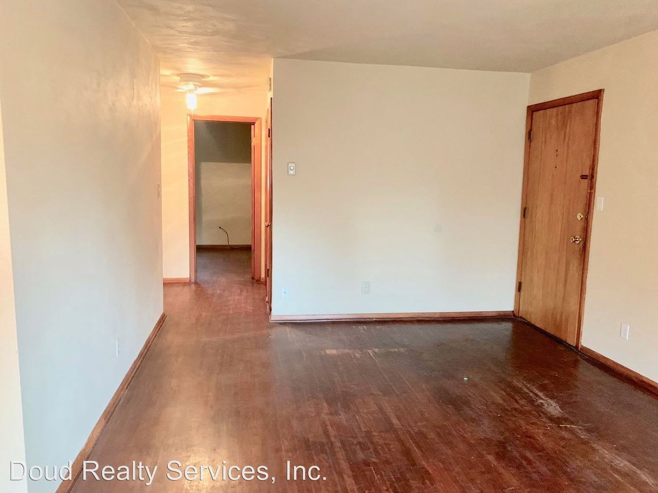 Bosley Ave Apartments - Photo 2 of 10