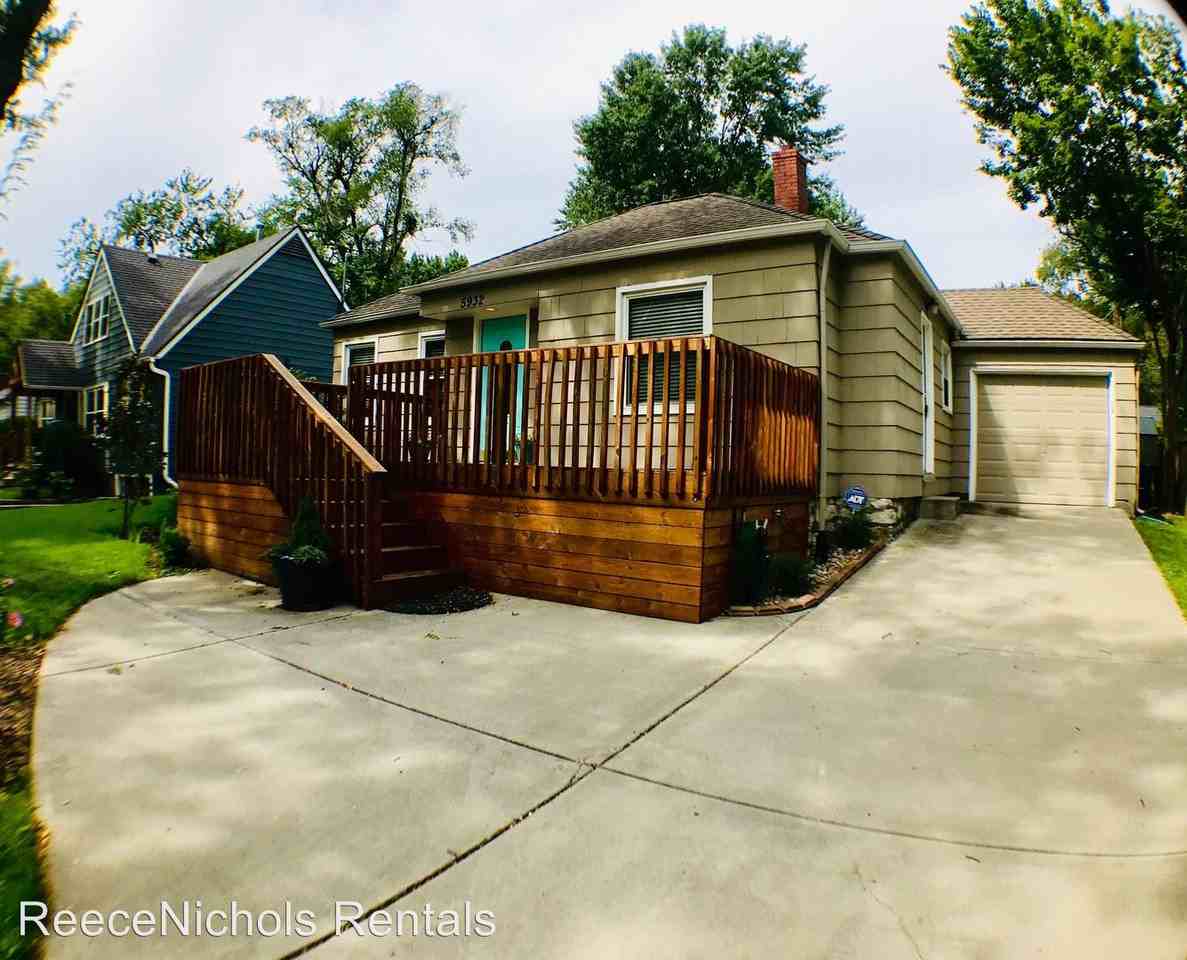 5932 Fontana Street - Photo 3 of 21