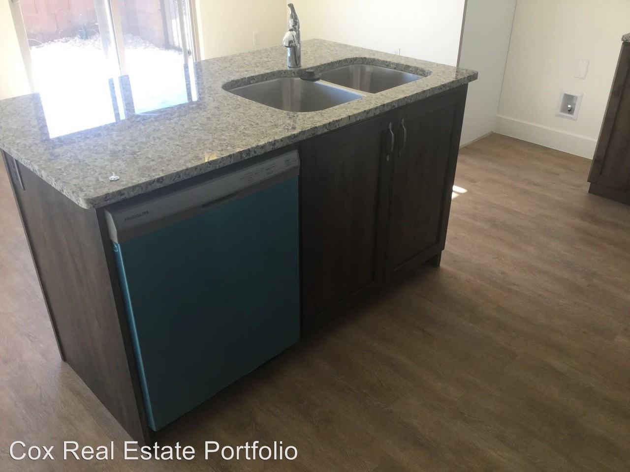 5946 S Challenger Way - Photo 3 of 30