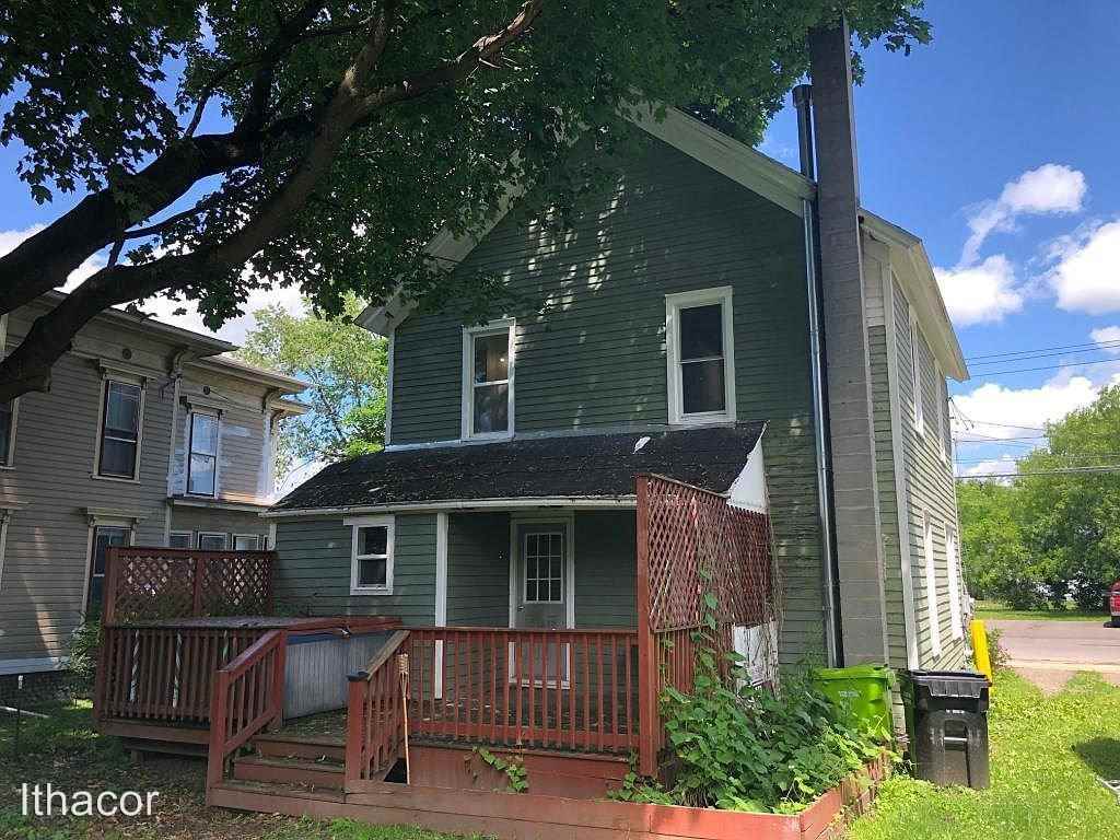 4 N. Fulton St - Photo 2 of 9