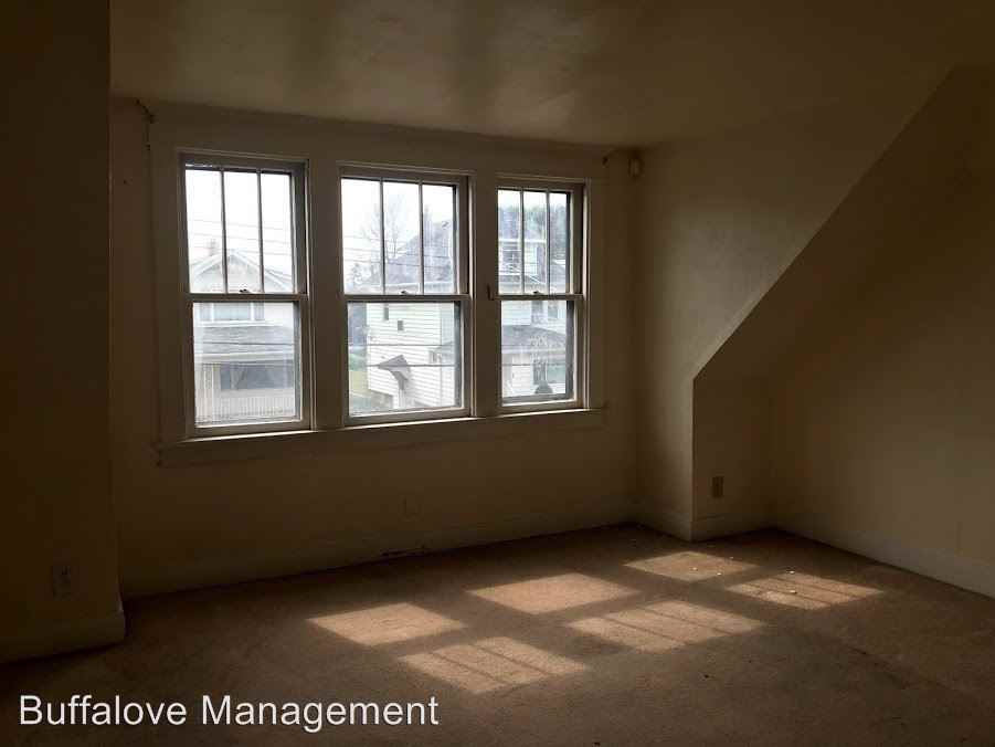 81 Littlefield Ave - Photo 3 of 24