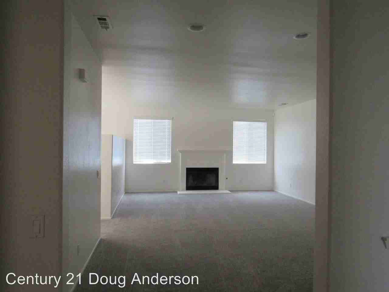 3028 West Lingard Street - Photo 3 of 23