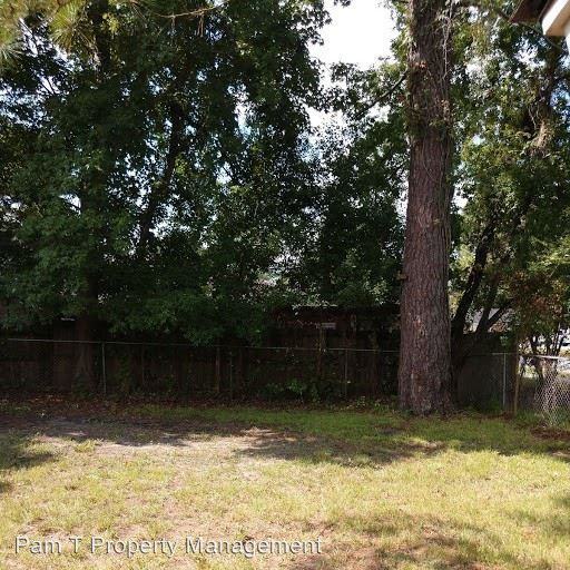 1835 Upson Street - Photo 3 of 10