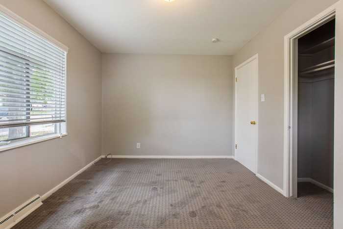 335 South Lewis Street - Photo 3 of 24