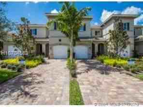 2606 Webb Ave - Photo 2 of 7