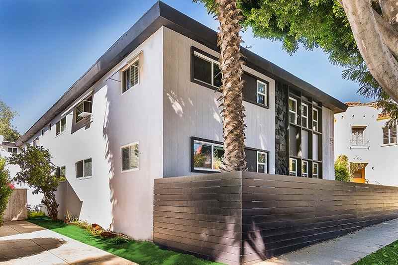 1233 N. Orange Grove Ave. - Photo 3 of 50