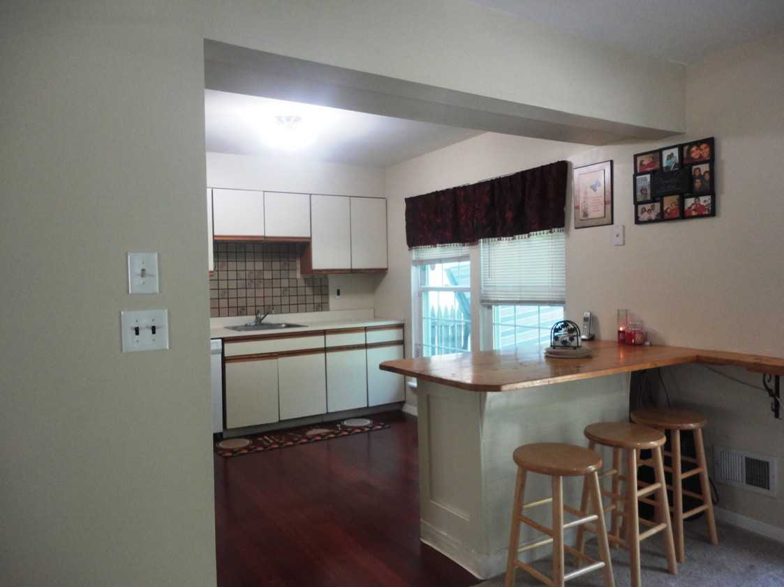 14 Woodland Way - Photo 3 of 17