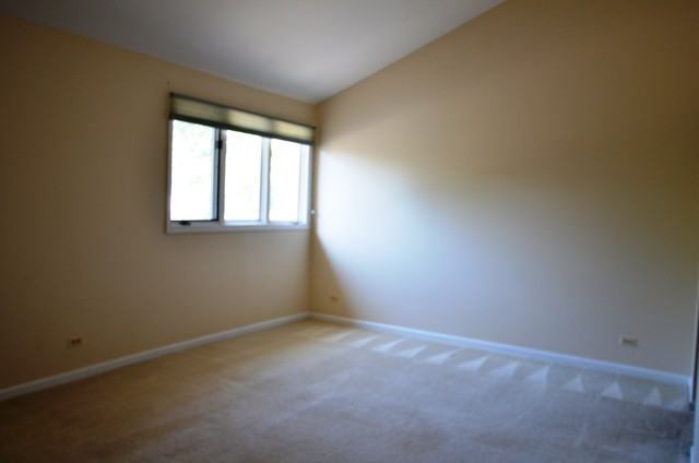 736 Ascot #736 - Photo 2 of 7