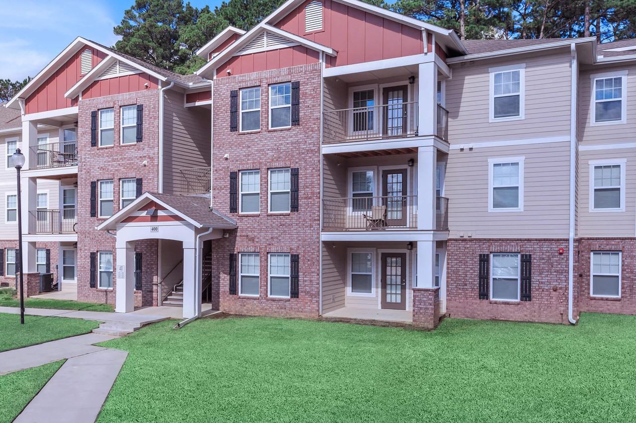 Abbington Glen in Nash - Photo 2 of 16