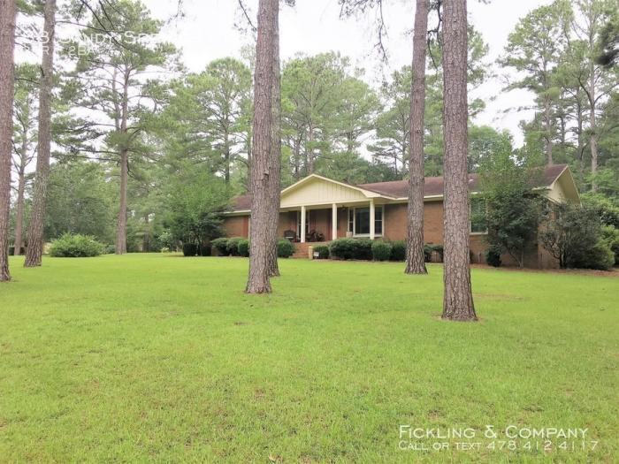 88 Sandy Springs Cir - Photo 2 of 36