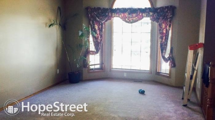 412 Douglasbank Court Se - Photo 3 of 13