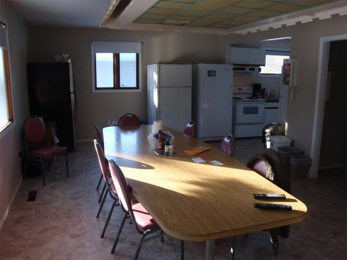 3820 Hill Ave - Photo 3 of 19