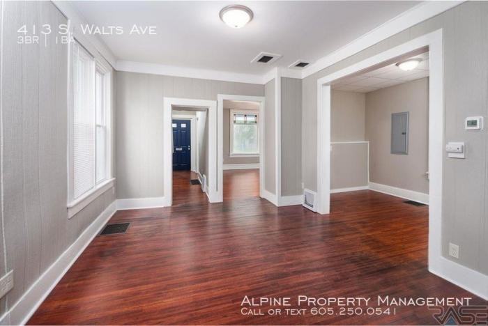 413 S Walts Ave - Photo 3 of 13