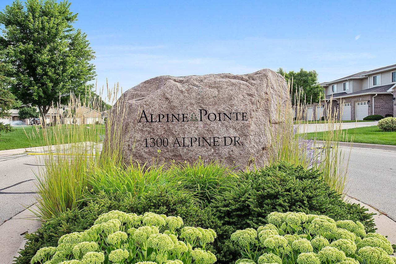 1300 Alpine Dr #303 - Photo 2 of 15