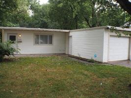 featured image of 3135 E Glen Oaks Dr
