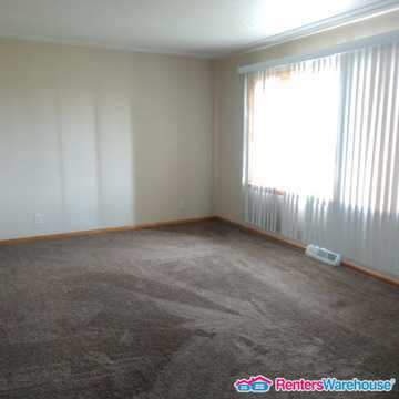 3615 Shadowwood Dr Ne - Photo 3 of 11