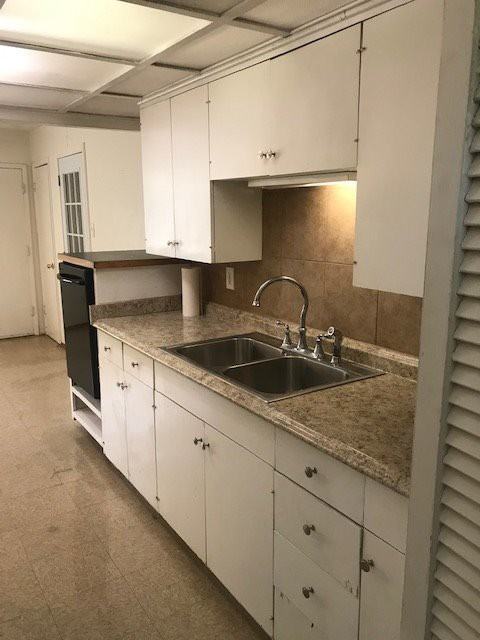 611 Crane Drive - Photo 3 of 14