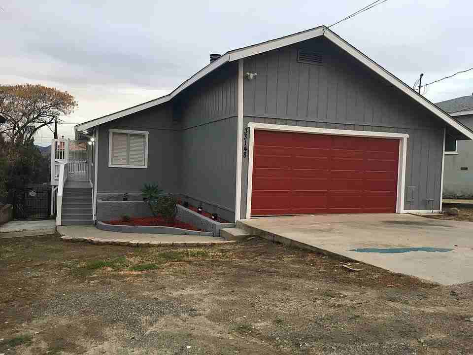 33148 Gillette St - Photo 2 of 17