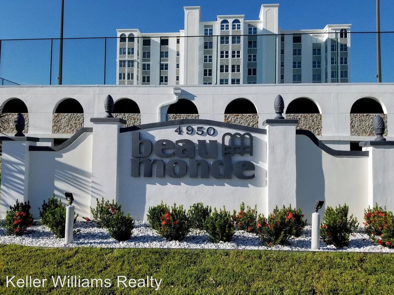 4950 Gulf Boulevard - Beau Monde #802 - Photo 2 of 28