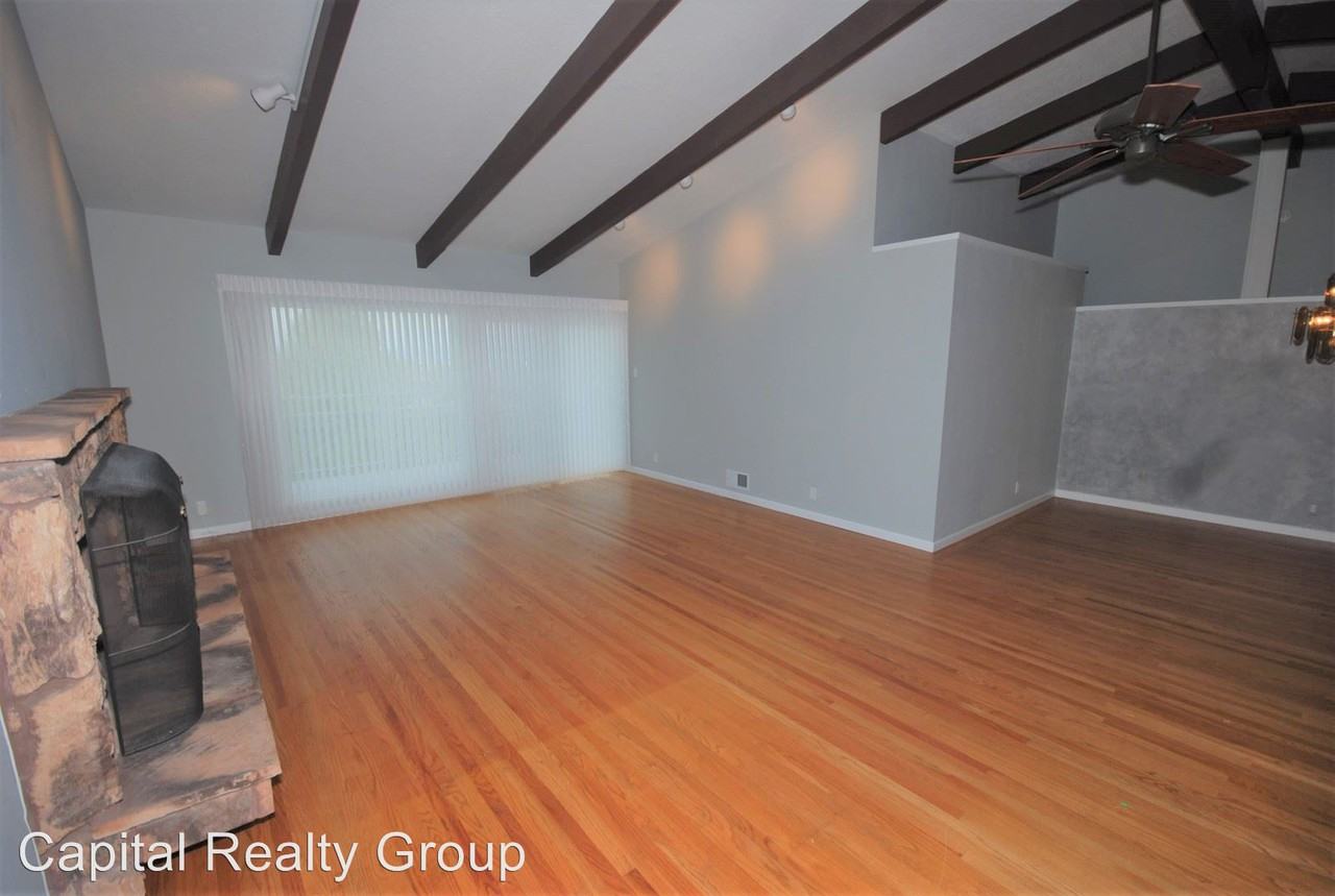 2106 Forest Avenue - Photo 3 of 29