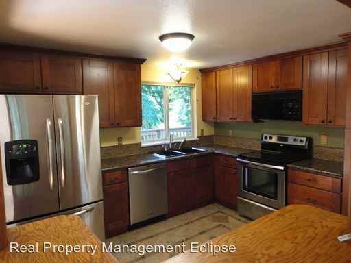 14205 Silver Firs Drive - Photo 3 of 15