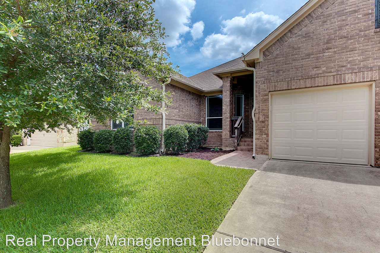 Minimalist Apartments In Cedar Park Under 1000 for Large Space