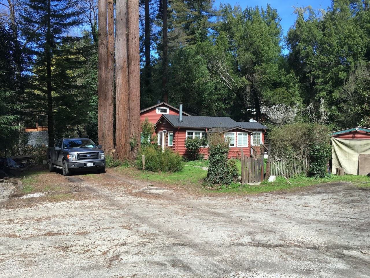 140 Oak Way - Photo 2 of 32