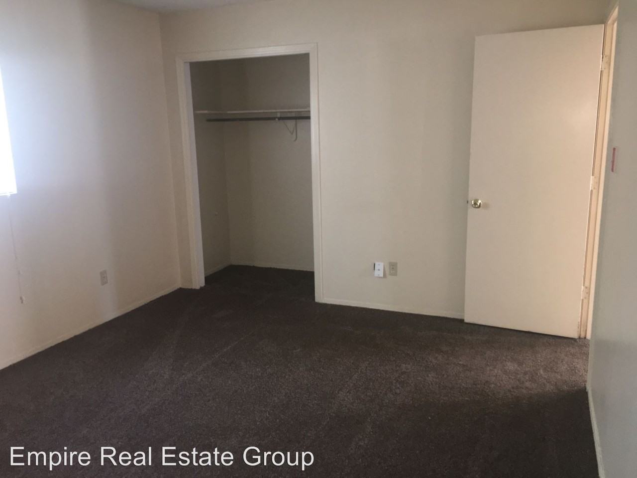 312 E ST ANNE PL A-D - Photo 2 of 9