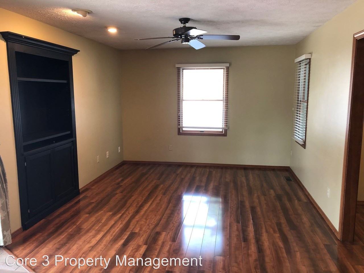 2607 Clearwater Ave - Photo 2 of 25