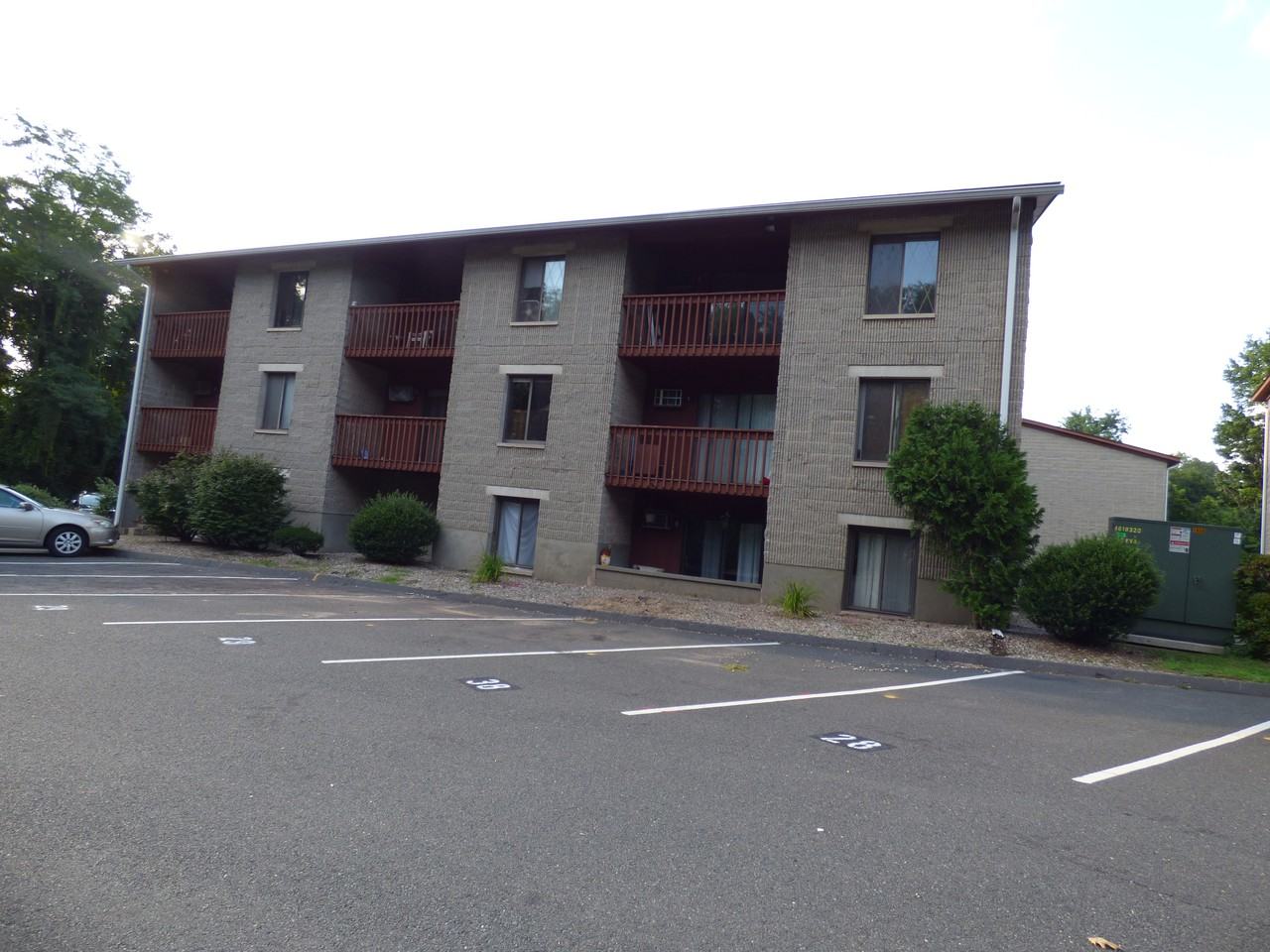 Hartford Rd & Prospect St - Photo 3 of 35