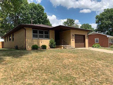 2015 Brentwood Dr - Photo 2 of 22