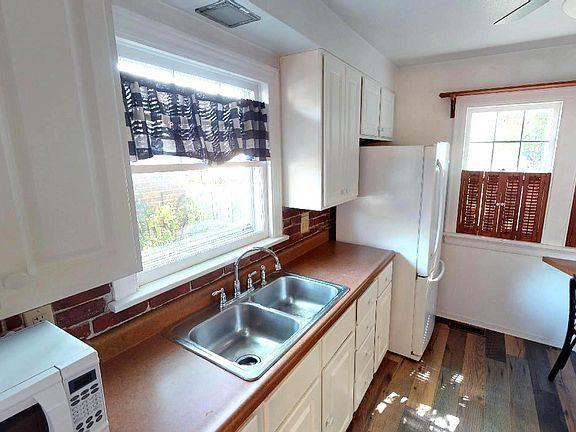 2 Walnut Ct - Photo 2 of 5