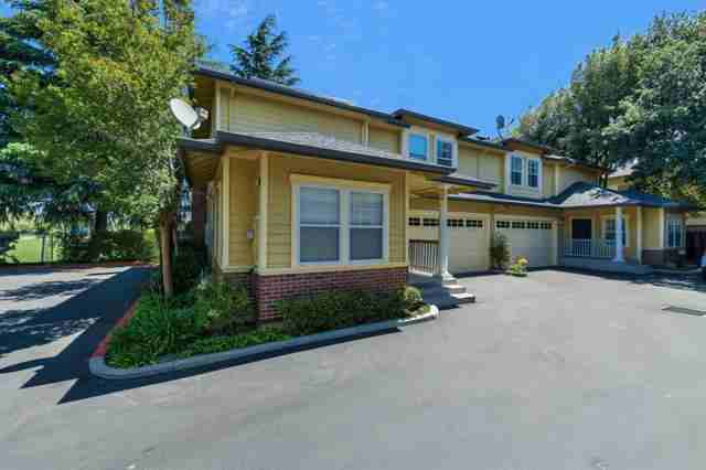 112 Mill Rd - Photo 3 of 30