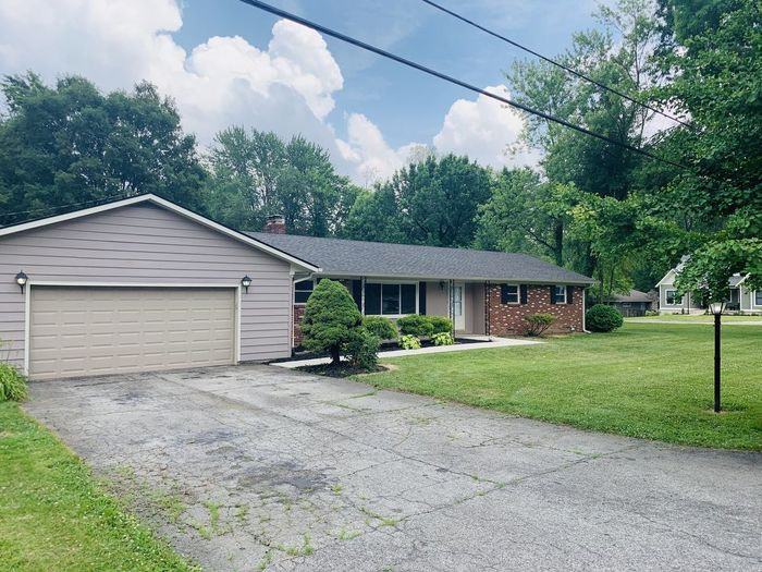 951 Pawnee Road - Photo 2 of 33