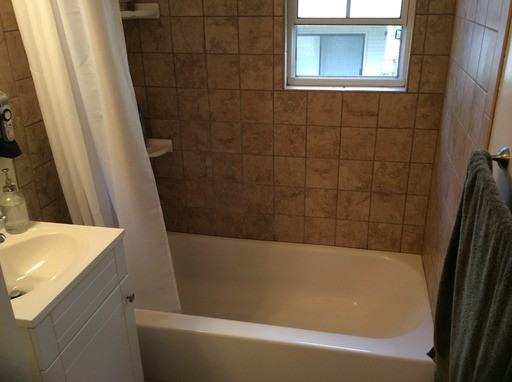 939 Date St - Photo 3 of 5