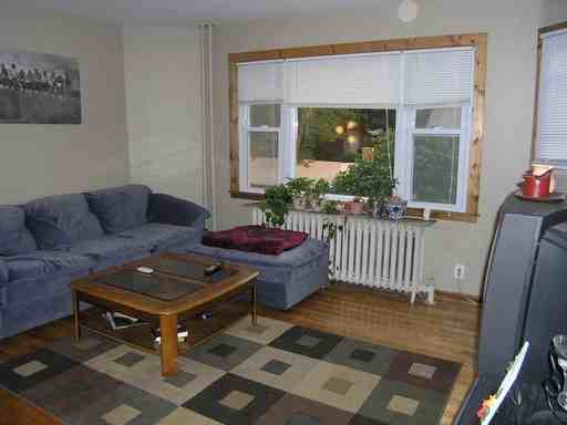 3855 Portland Ave S - Photo 3 of 5
