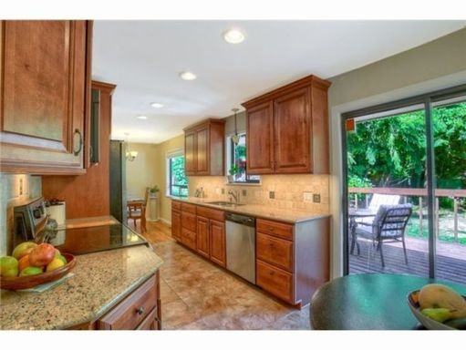 20736 2nd Ave SW - Photo 3 of 9